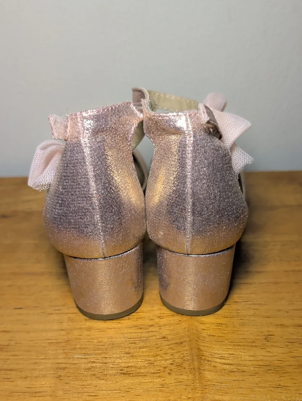 Jellypop Kids Salfina Pink Glitter Shoes with Bow Strap Low Heel Girls Size 2